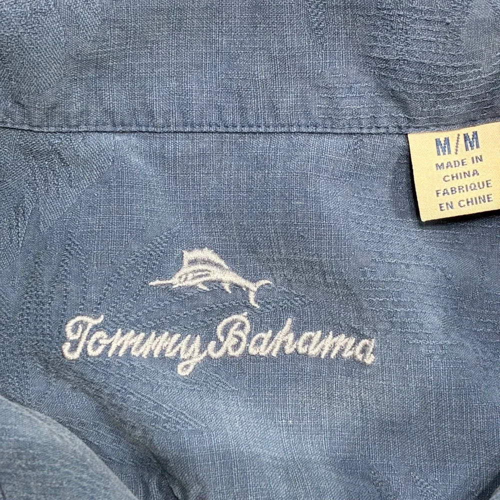 Tommy‎ Bahama Hail Mary Shirt Mens M Blue Silk Blend Embroidered Football Image
